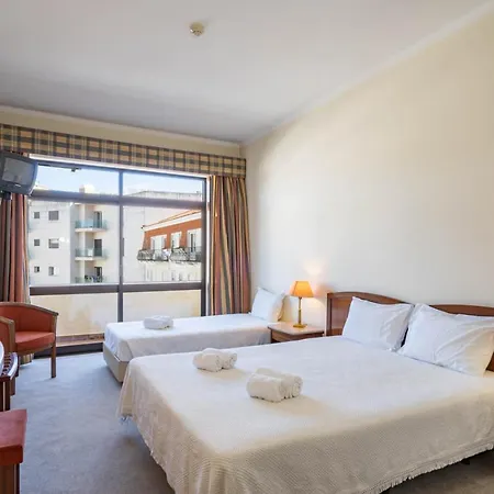 By Umbral Hotel 2*